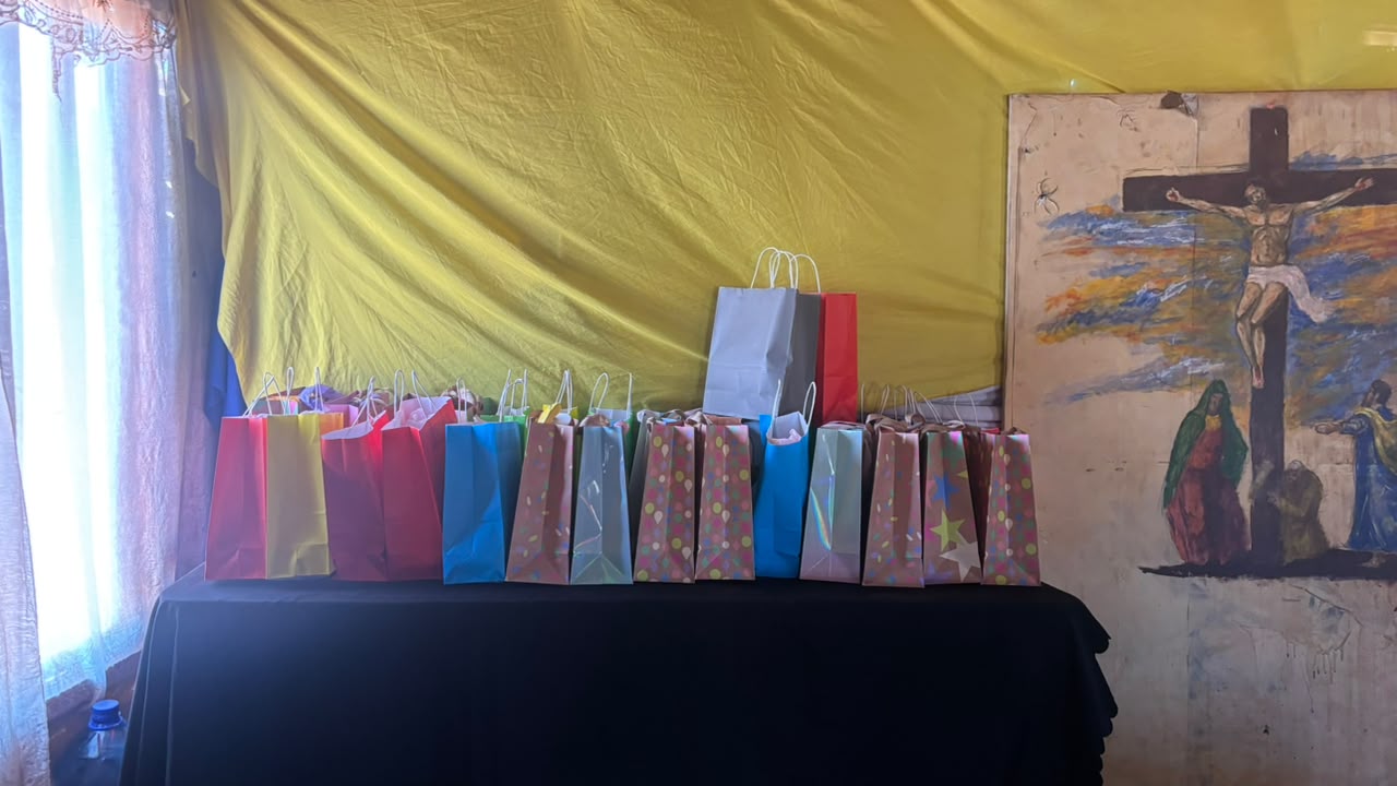 iCare Donation of Sanitary pads at Mountain View ,Skierlik