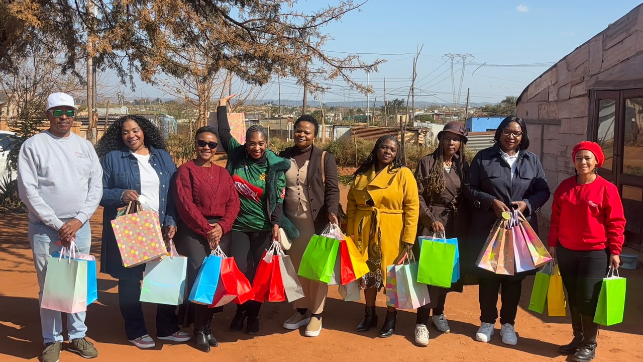 iCare Donation of Sanitary pads at Mountain View ,Skierlik